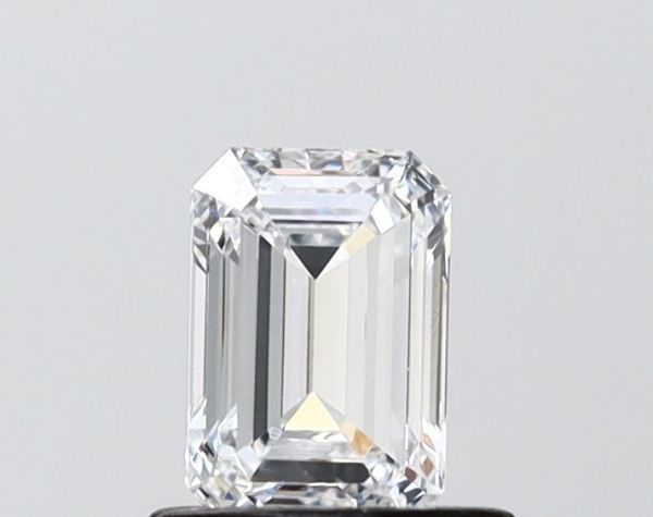 Emerald Lab-Grown Diamond image