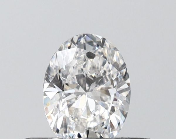 Oval Lab-Grown Diamond image
