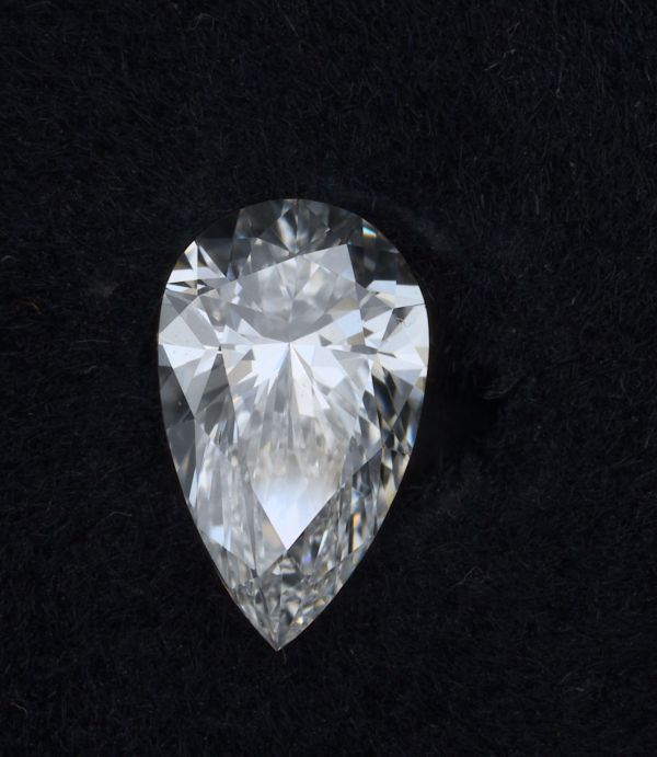 Pear Lab-Grown Diamond image