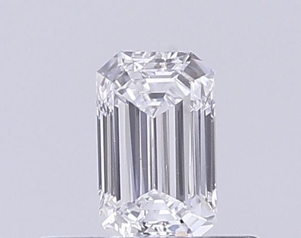 Emerald Lab-Grown Diamond image