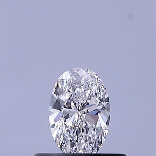 Oval Lab-Grown Diamond image