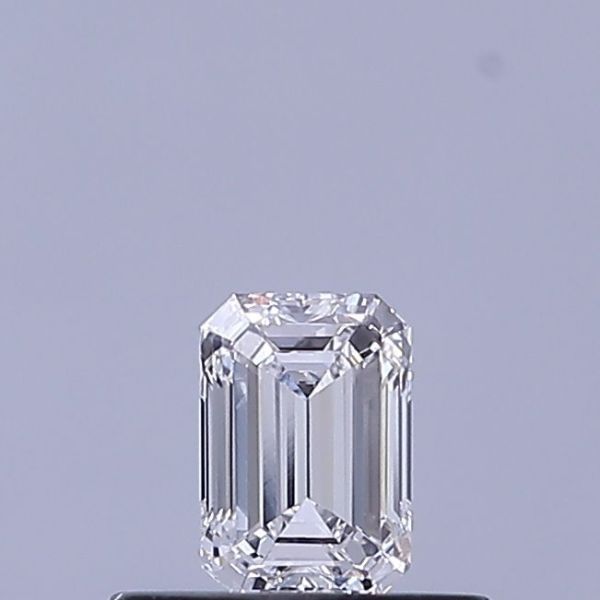 Emerald Lab-Grown Diamond image