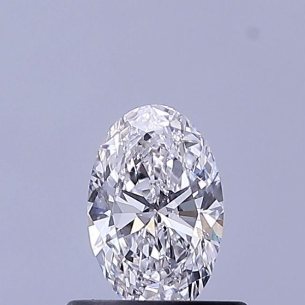Oval Lab-Grown Diamond image