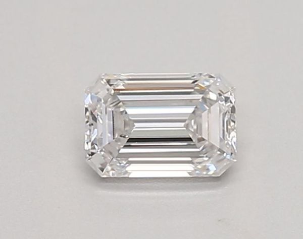 Emerald Lab-Grown Diamond image