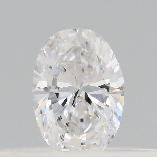 Oval Lab-Grown Diamond image