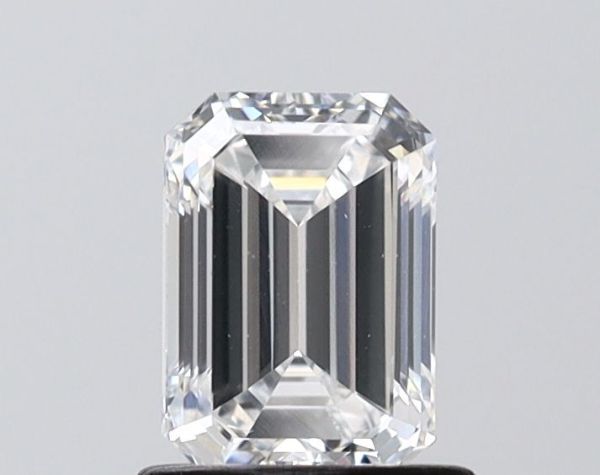Emerald Lab-Grown Diamond image