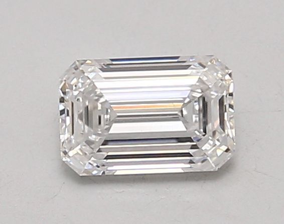 Emerald Lab-Grown Diamond image