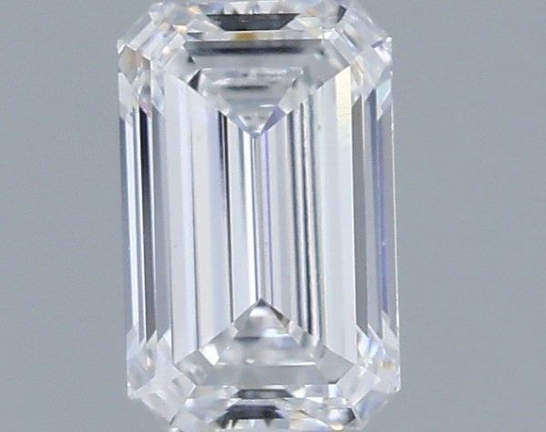 Emerald Lab-Grown Diamond image