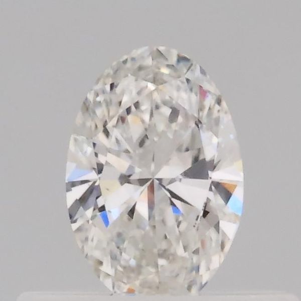 Oval Lab-Grown Diamond image