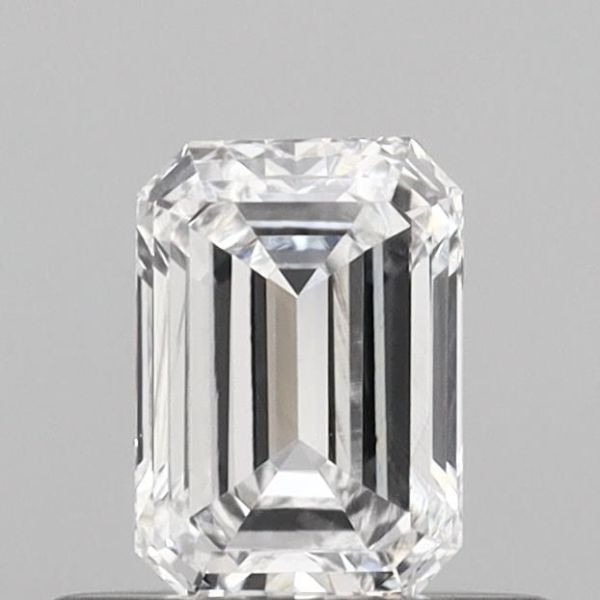 Emerald Lab-Grown Diamond image