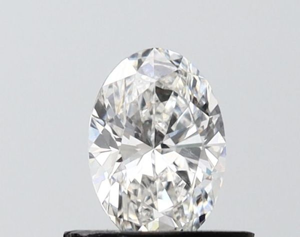 Oval Lab-Grown Diamond image