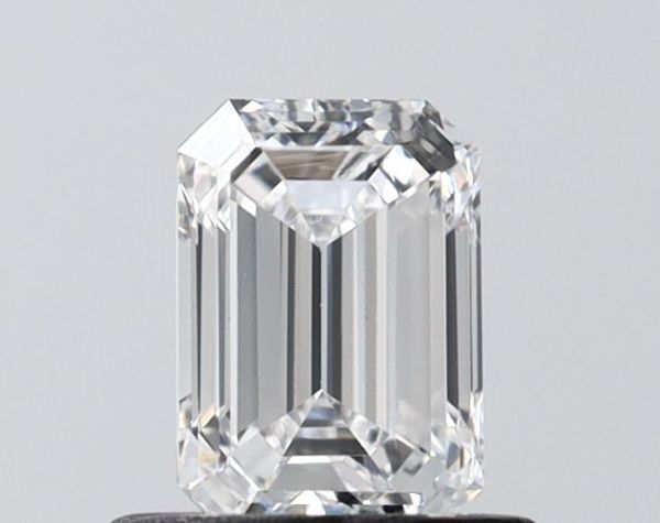 Emerald Lab-Grown Diamond image