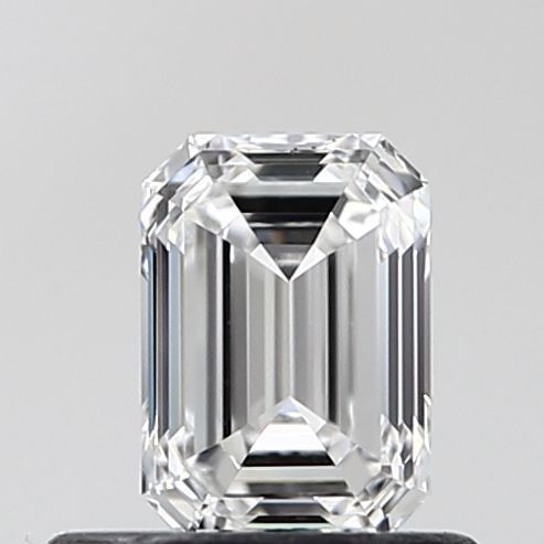Emerald Lab-Grown Diamond image