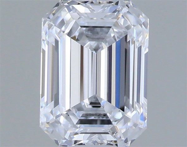 Emerald Lab-Grown Diamond image