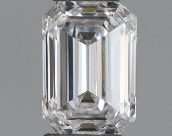 Emerald Lab-Grown Diamond image