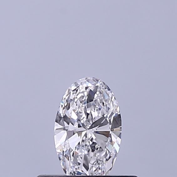 Oval Lab-Grown Diamond image