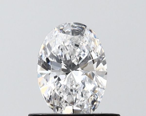 Oval Lab-Grown Diamond image