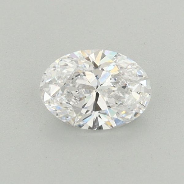 Oval Lab-Grown Diamond image