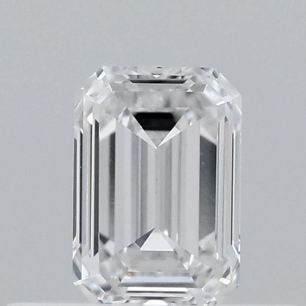 Emerald Lab-Grown Diamond image