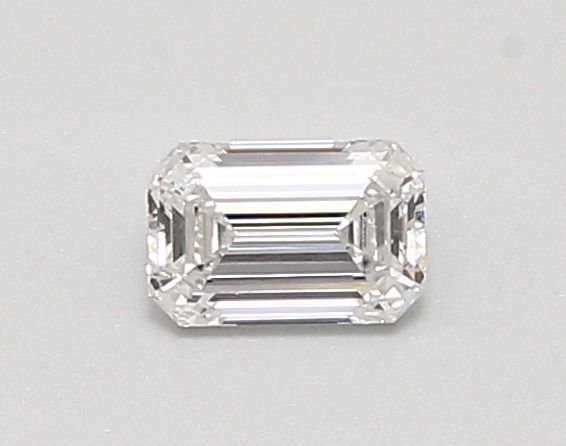 Emerald Lab-Grown Diamond image