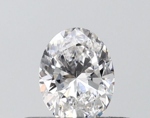 Oval Lab-Grown Diamond image