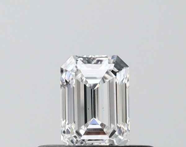 Emerald Lab-Grown Diamond image