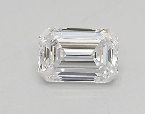 Emerald Lab-Grown Diamond image