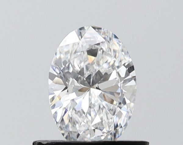Oval Lab-Grown Diamond image