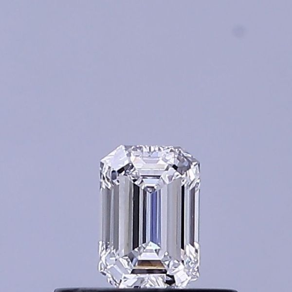 Emerald Lab-Grown Diamond image