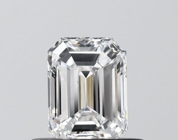 Emerald Lab-Grown Diamond image