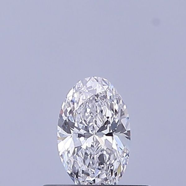 Oval Lab-Grown Diamond image