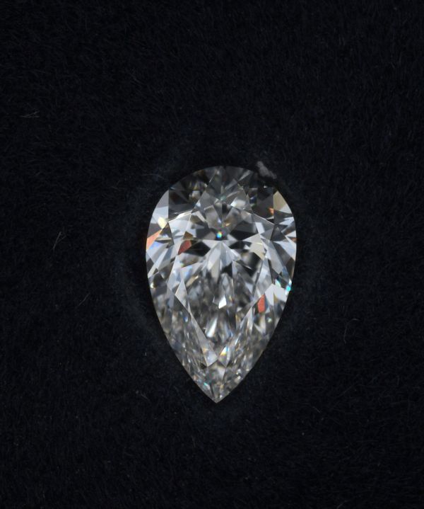Pear Lab-Grown Diamond image