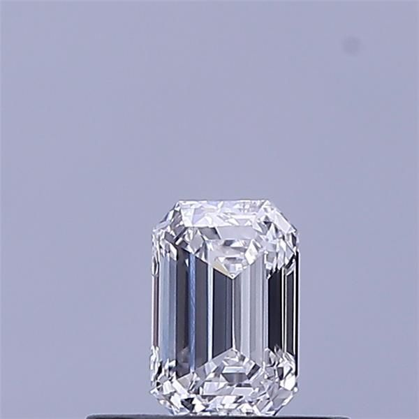 Emerald Lab-Grown Diamond image