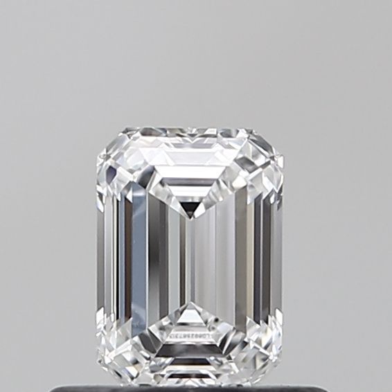 Emerald Lab-Grown Diamond image