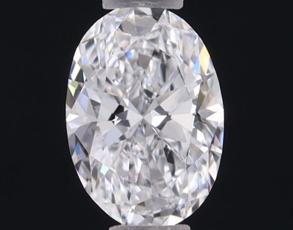 Oval Lab-Grown Diamond image