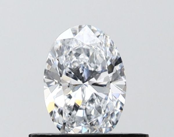 Oval Lab-Grown Diamond image