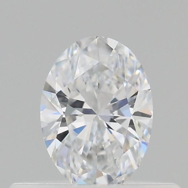 Oval Lab-Grown Diamond image