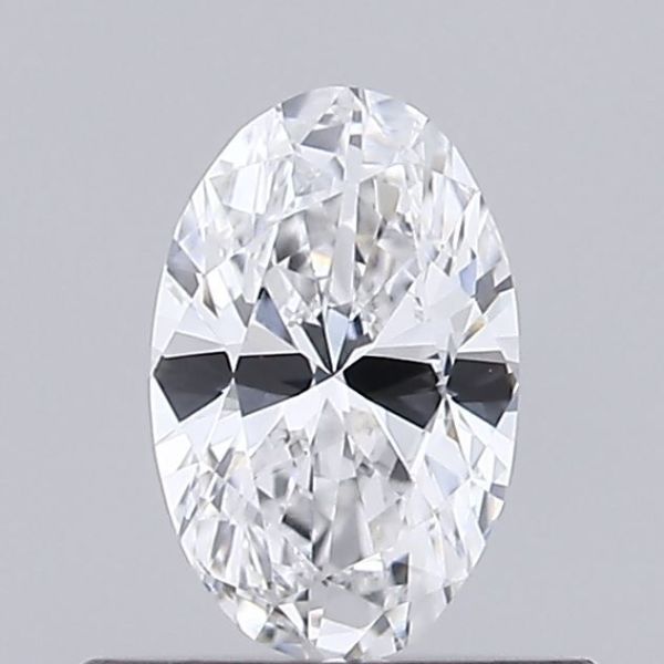 Oval Lab-Grown Diamond image