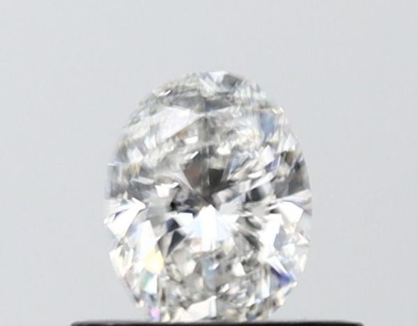 Oval Lab-Grown Diamond image