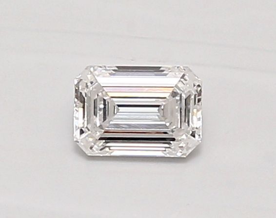 Emerald Lab-Grown Diamond image