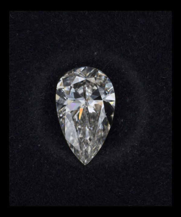 Pear Lab-Grown Diamond image