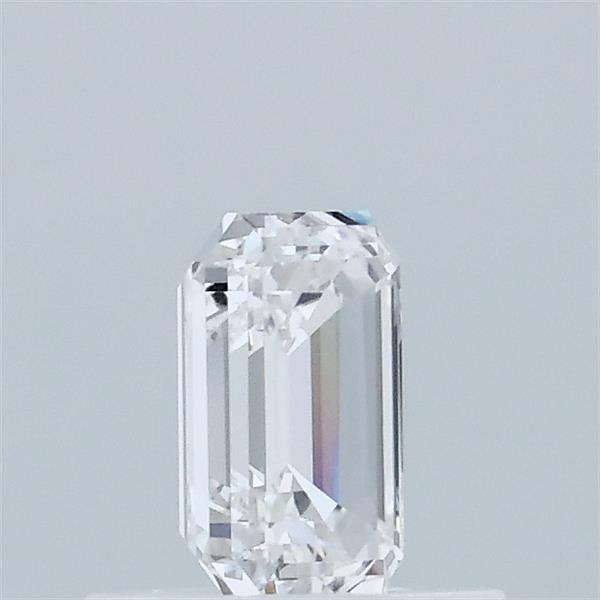 Emerald Lab-Grown Diamond image