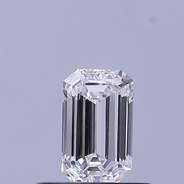 Emerald Lab-Grown Diamond image