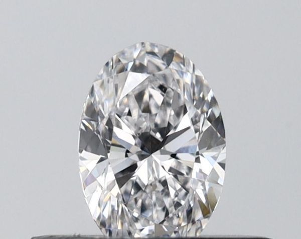 Oval Lab-Grown Diamond image