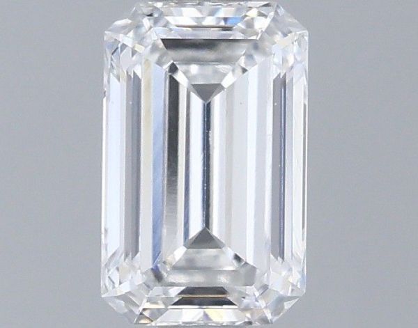 Emerald Lab-Grown Diamond image