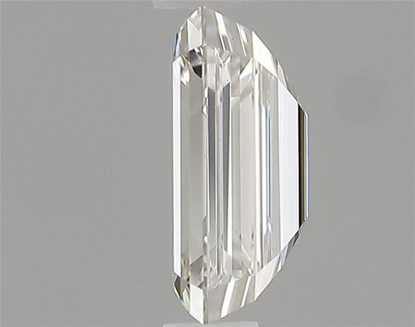 Emerald Lab-Grown Diamond image