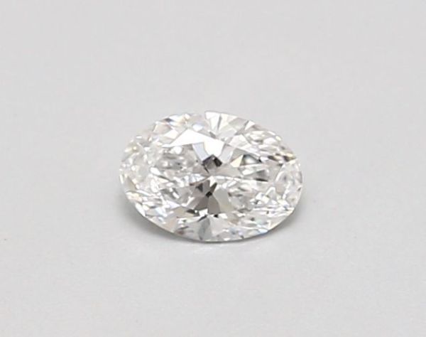 Oval Lab-Grown Diamond image