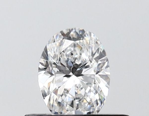 Oval Lab-Grown Diamond image