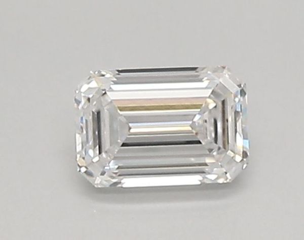 Emerald Lab-Grown Diamond image