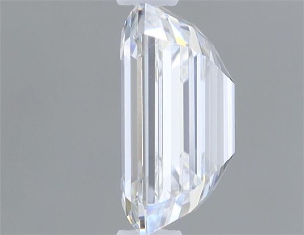 Emerald Lab-Grown Diamond image